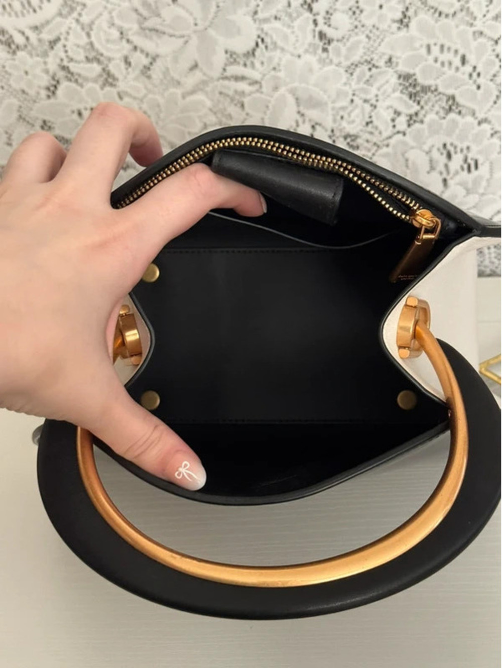 Kate Spade Expo Colorblocked Top Handle Satchel KC937 Black Ivory Leather - Picture 9 of 11